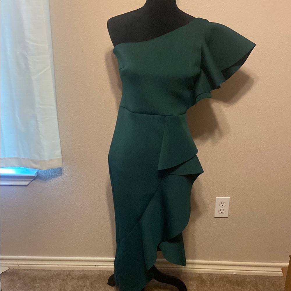 Emerald Green One-Shoulder Ruffled Cocktail Dress - Picture 1 of 9